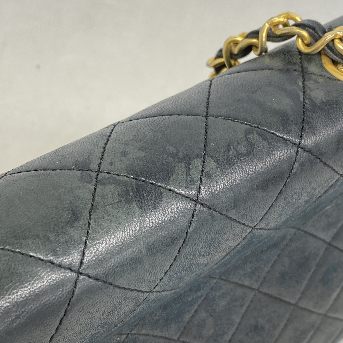 【6hb0715-k】シャネル ショルダーバッグ マトラッセ チェーンショルダー ラムスキン ブラック ゴールド金具【中古】レディース