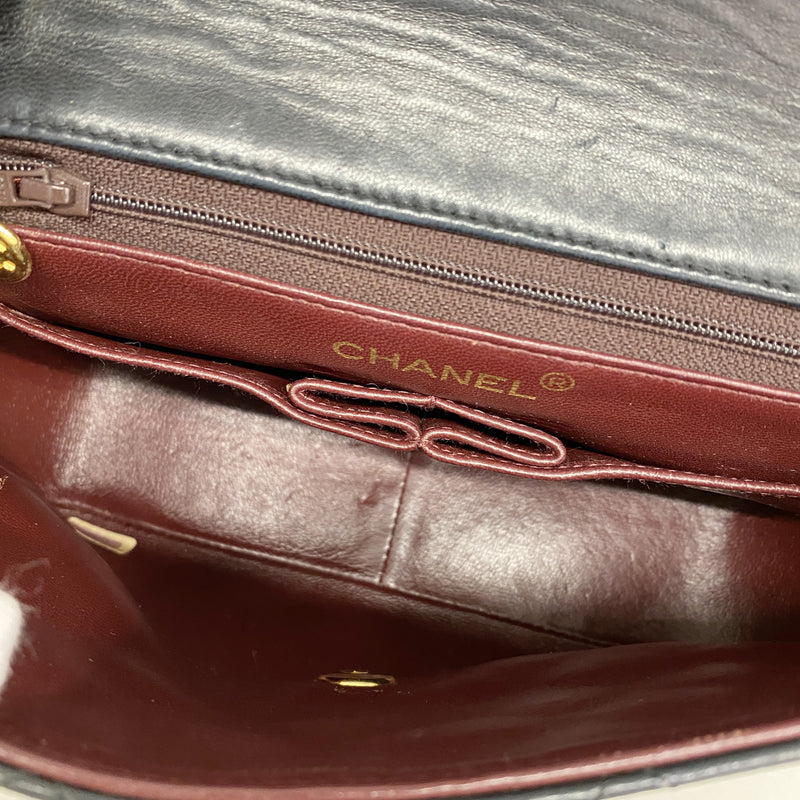 【6hb0715-k】シャネル ショルダーバッグ マトラッセ チェーンショルダー ラムスキン ブラック ゴールド金具【中古】レディース