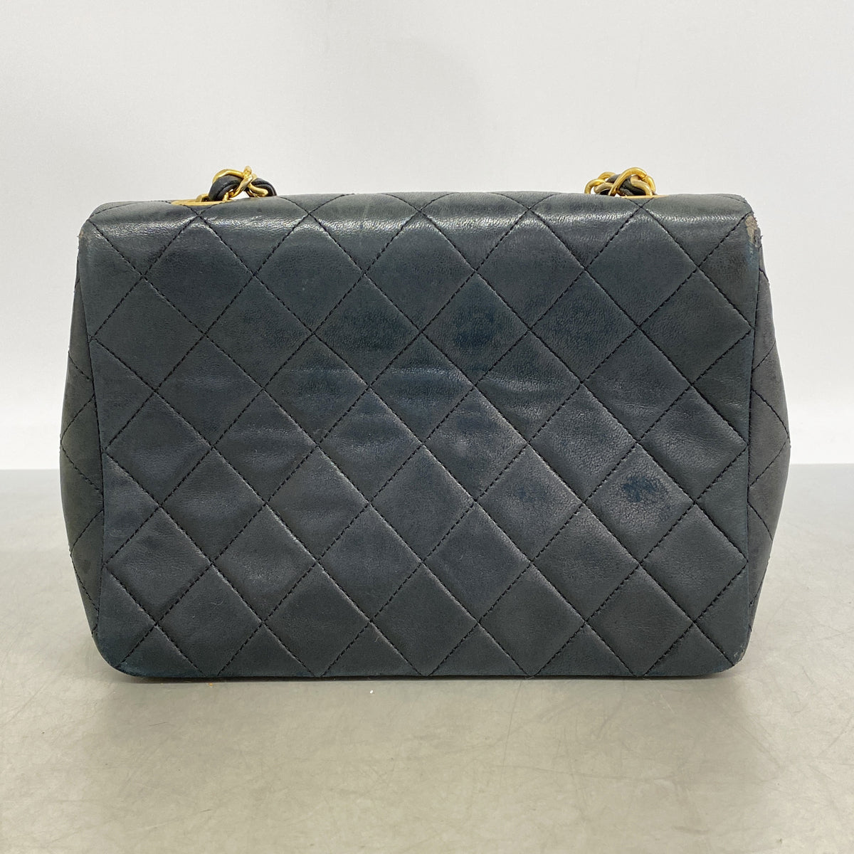 【6hb0715-k】シャネル ショルダーバッグ マトラッセ チェーンショルダー ラムスキン ブラック ゴールド金具【中古】レディース