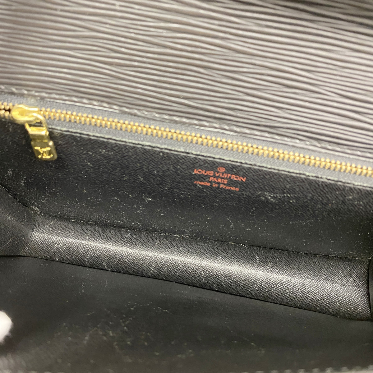 【6hb0719-k】ルイヴィトン クラッチバッグ エピ ポシェットセリエドラゴンヌ M52612 ノワール【中古】メンズ