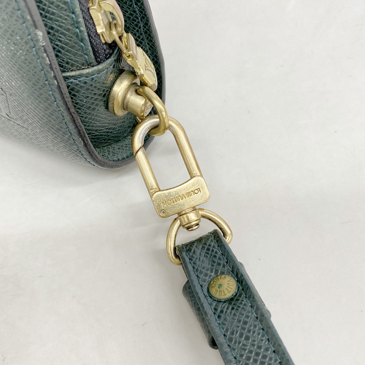 【6hb0720-k】ルイヴィトン クラッチバッグ タイガ バイカル M30184 エピセア【中古】メンズ