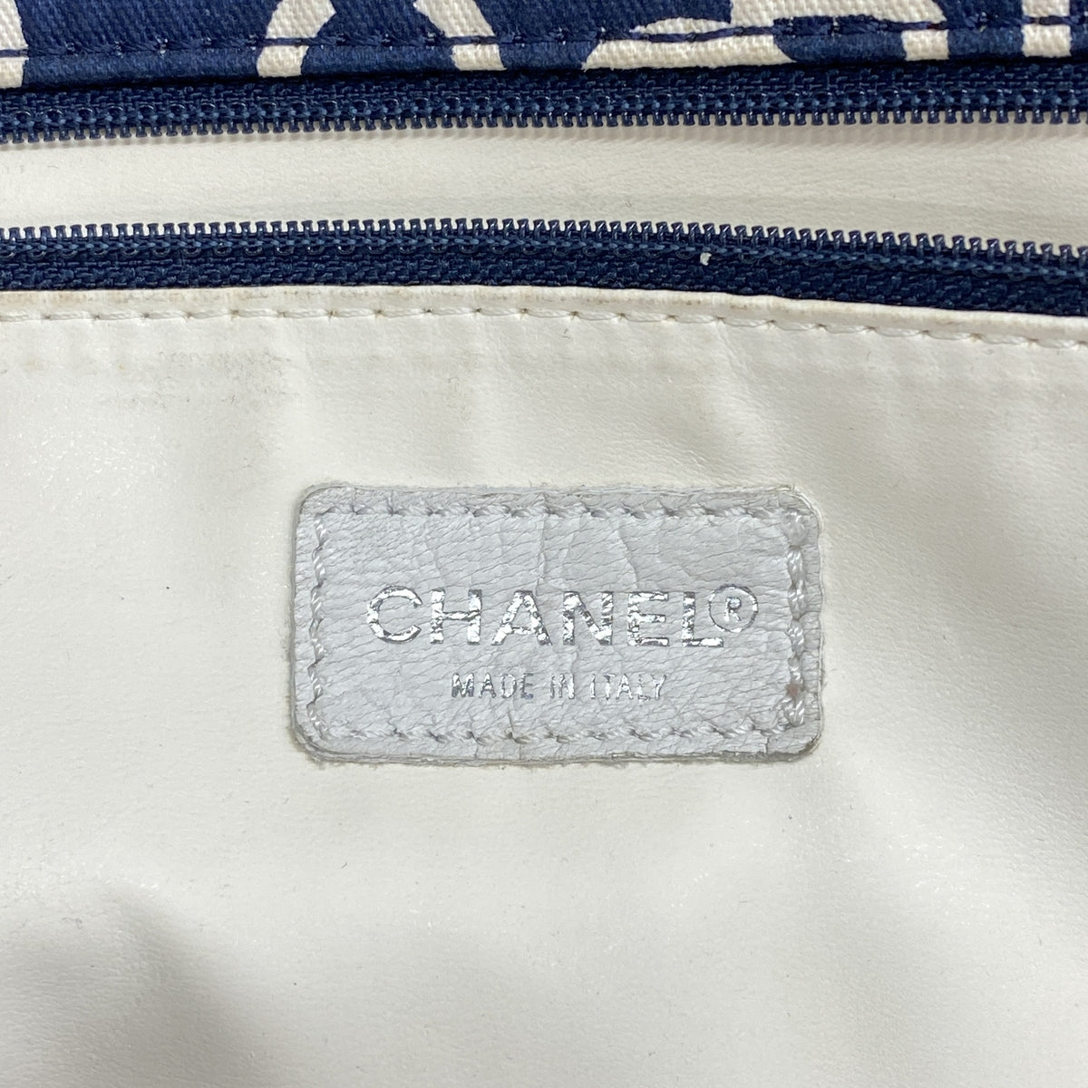 【6hb0726-k】シャネル トートバッグ バイシー キャンバス ネイビー シルバー金具【中古】レディース