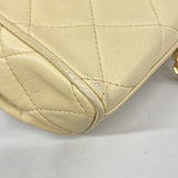 【6hb0744】シャネル ショルダーバッグ マトラッセ チェーンショルダー ラムスキン ベージュ ゴールド金具【中古】レディース