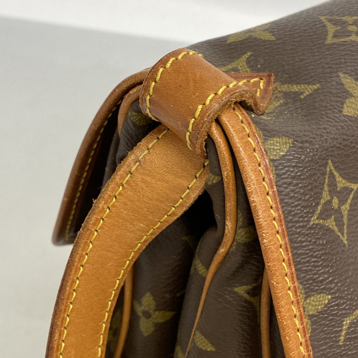 【6hb0758】ルイヴィトン ショルダーバッグ モノグラム ソミュール30 M42256 ブラウン【中古】レディース