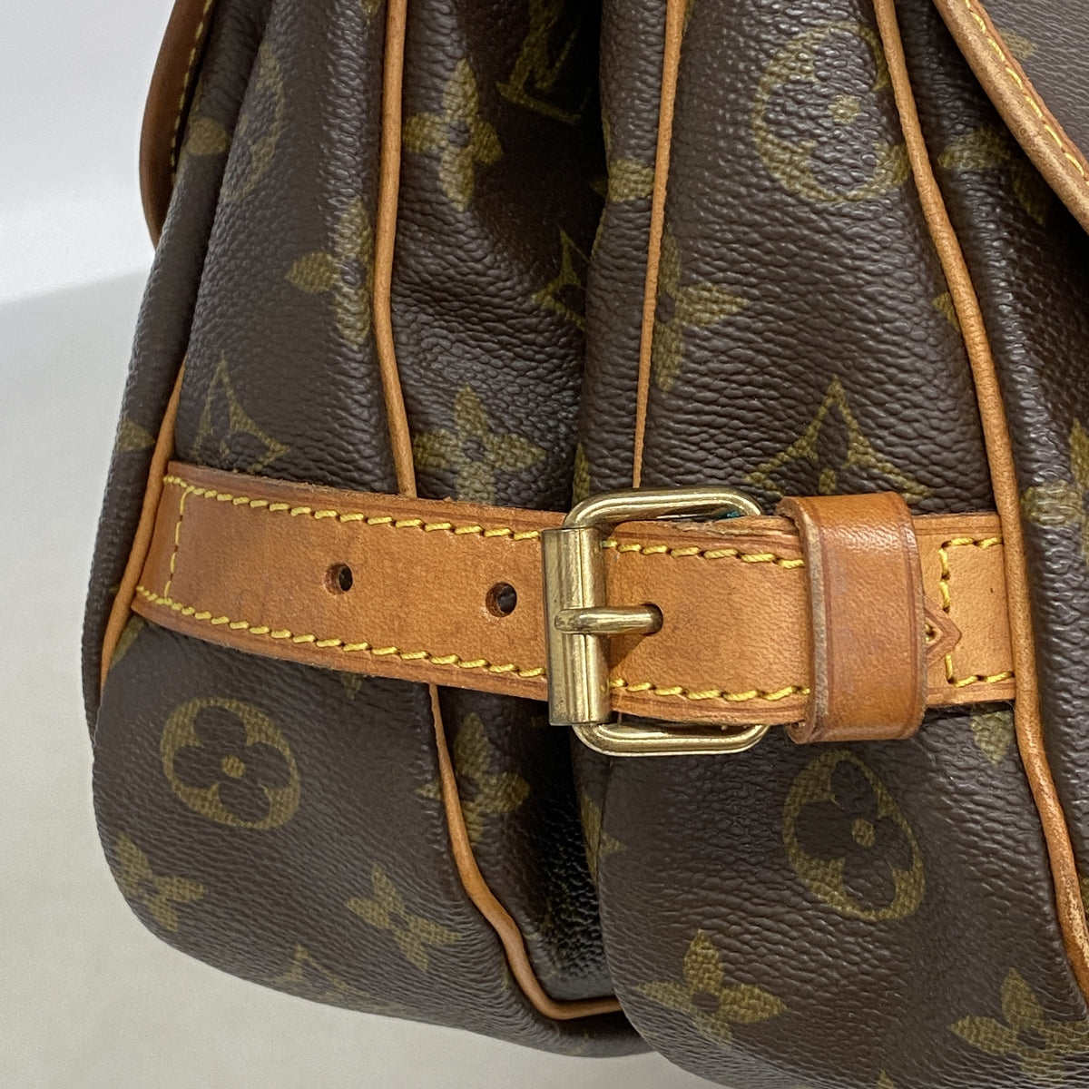 【6hb0759】ルイヴィトン ショルダーバッグ モノグラム ソミュール30 M42256 ブラウン【中古】レディース