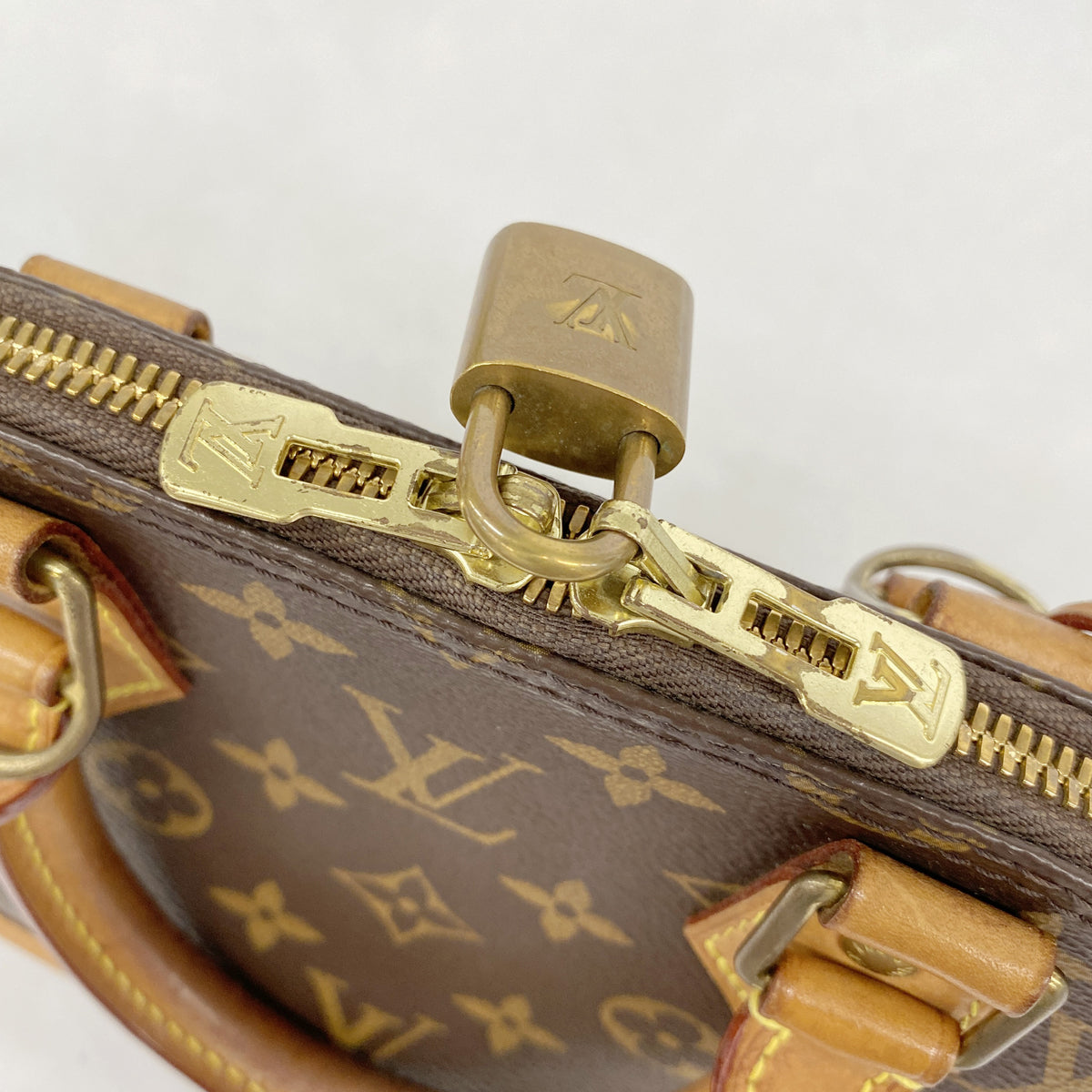 【6hb0786-k】ルイヴィトン ハンドバッグ モノグラム アルマBB M46990 ブラウン 2wayバッグ【中古】レディース