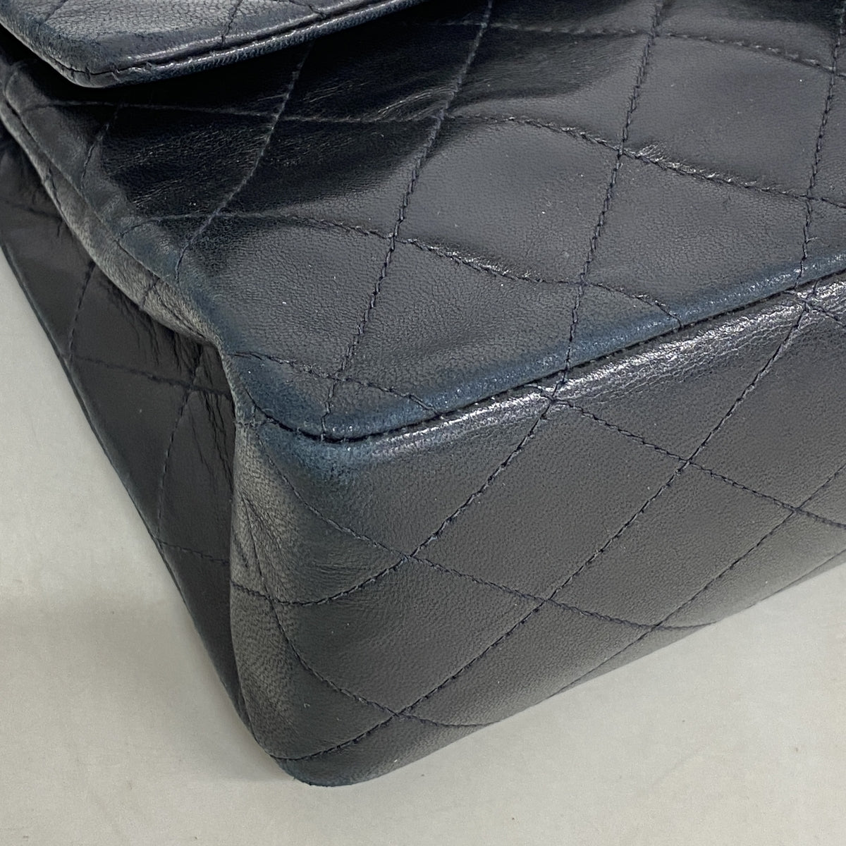 【6hb0810-k】シャネル ショルダーバッグ マトラッセ Wフラップ Wチェーン ラムスキン ブラック ゴールド金具【中古】レディース