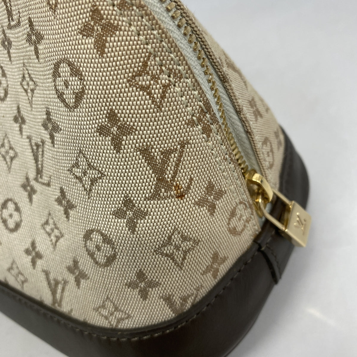 【6hb0816】ルイヴィトン ハンドバッグ モノグラム・ミニ アルマ ロン M92206 カーキ【中古】レディース