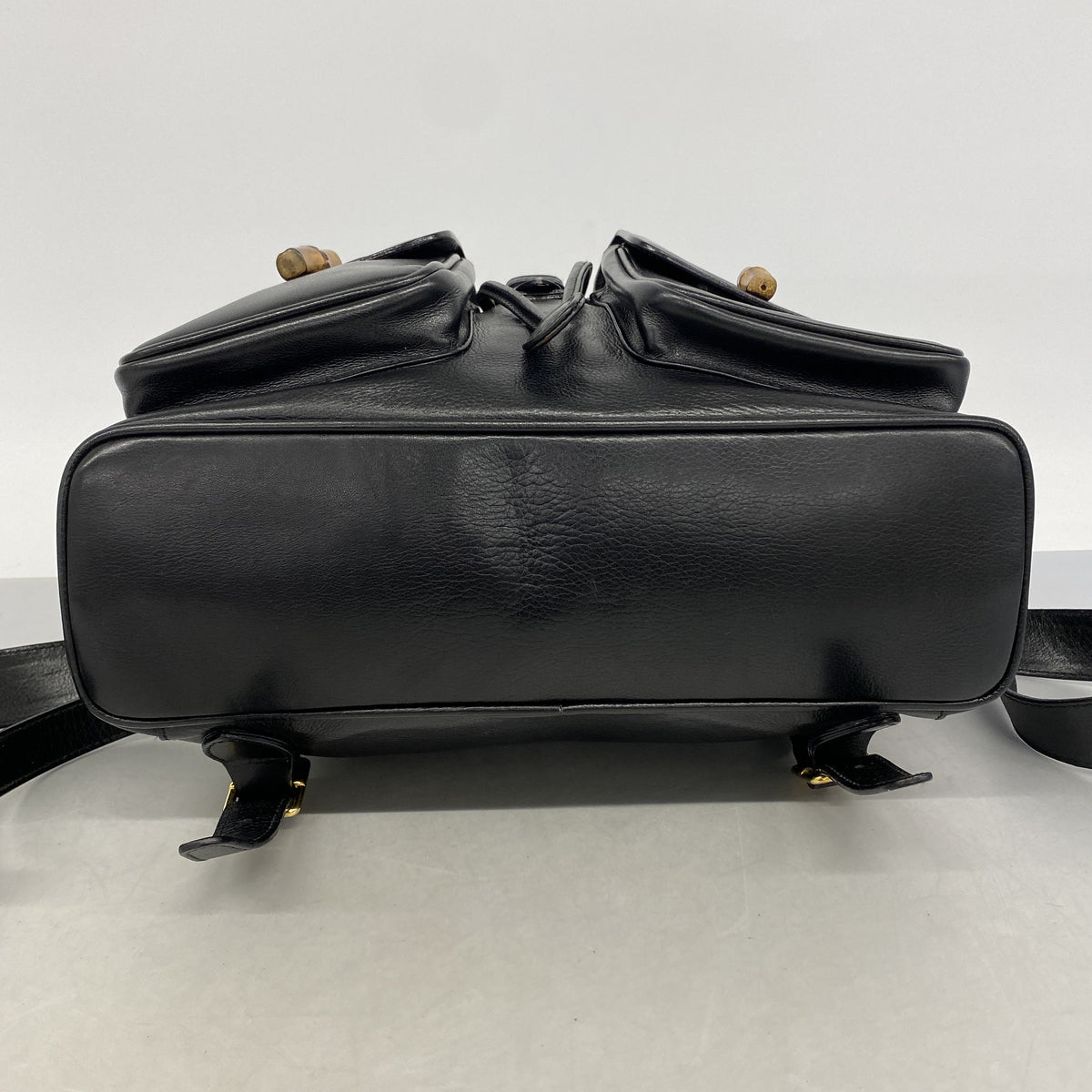 【6hb0827-k】グッチ リュック・デイパック バンブー 003 2058 0016 レザー ブラック ゴールド金具【中古】レディース