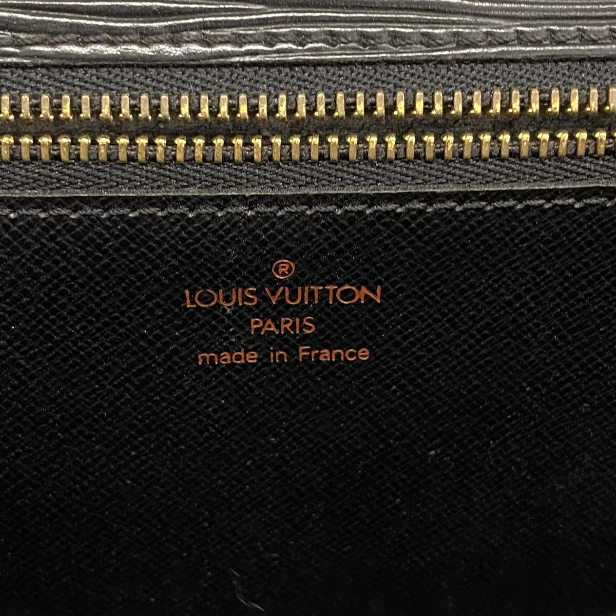 【6hb0853】ルイヴィトン クラッチバッグ エピ ポシェットセリエドラゴンヌ M52612 ノワール【中古】メンズ