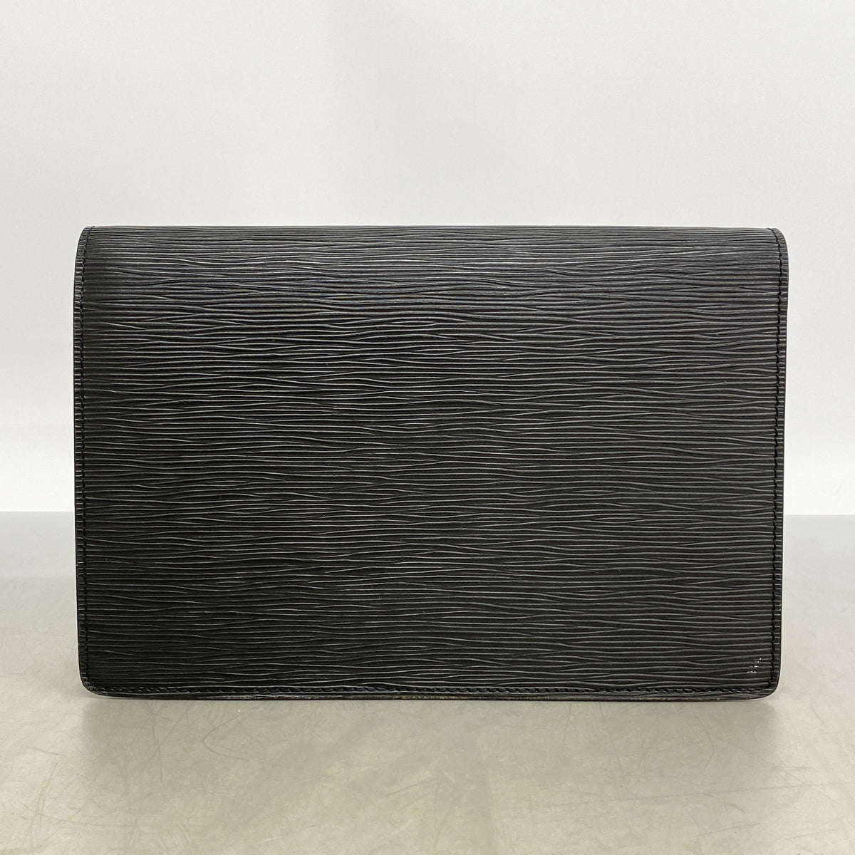 【6hb0853】ルイヴィトン クラッチバッグ エピ ポシェットセリエドラゴンヌ M52612 ノワール【中古】メンズ