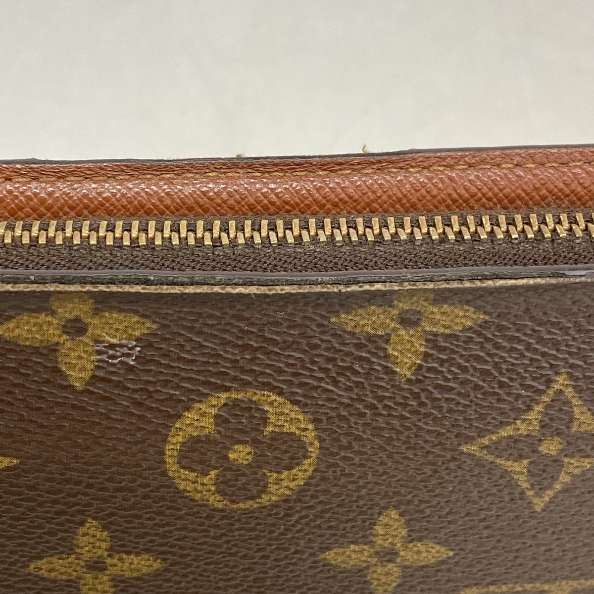 【6hb0860】ルイヴィトン 長財布 モノグラム ポルトモネジップ M61727 ブラウン【中古】メンズ レディース ユニセックス