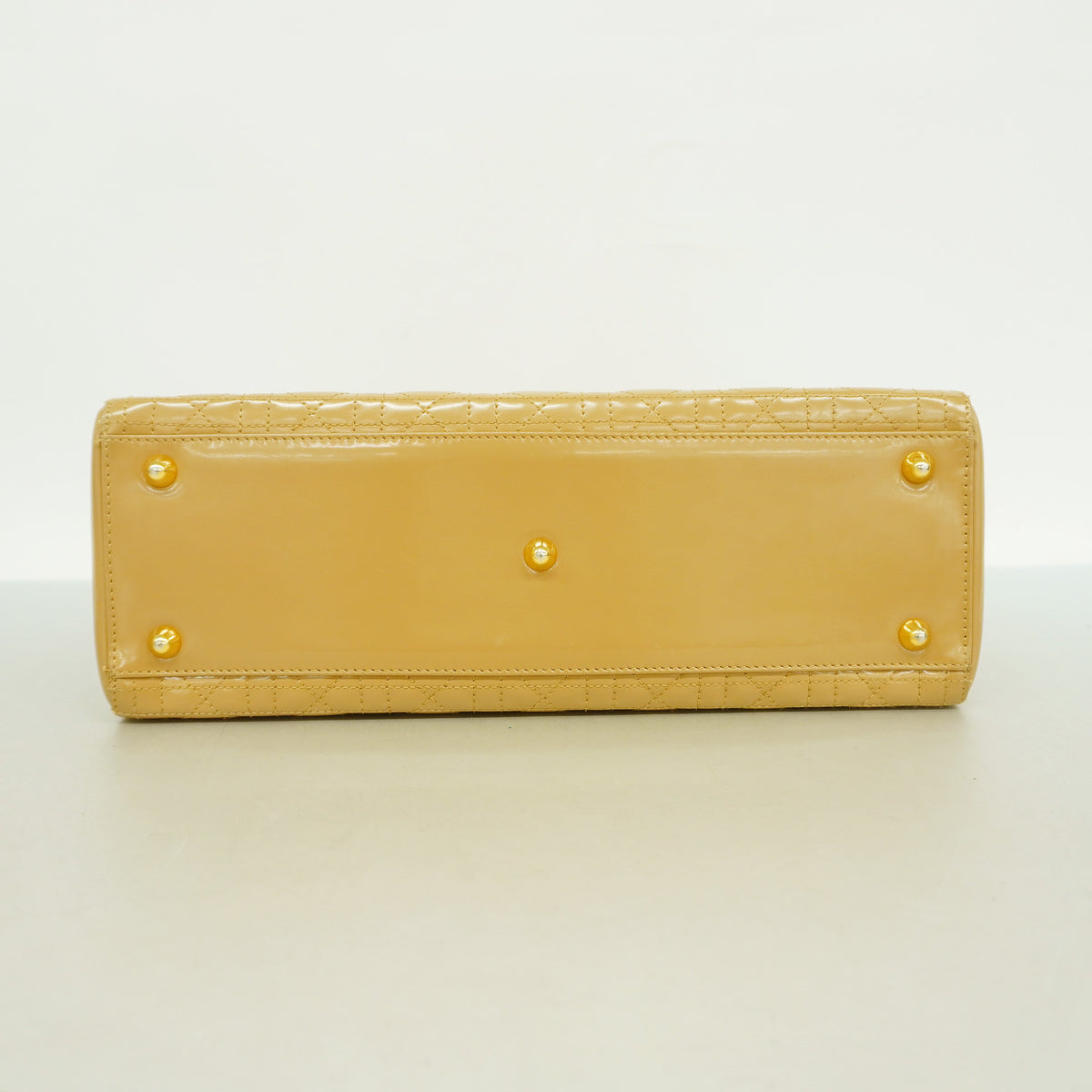 【6hb0892】クリスチャンディオール ハンドバッグ カナージュ エナメル ベージュ ゴールド金具【中古】レディース