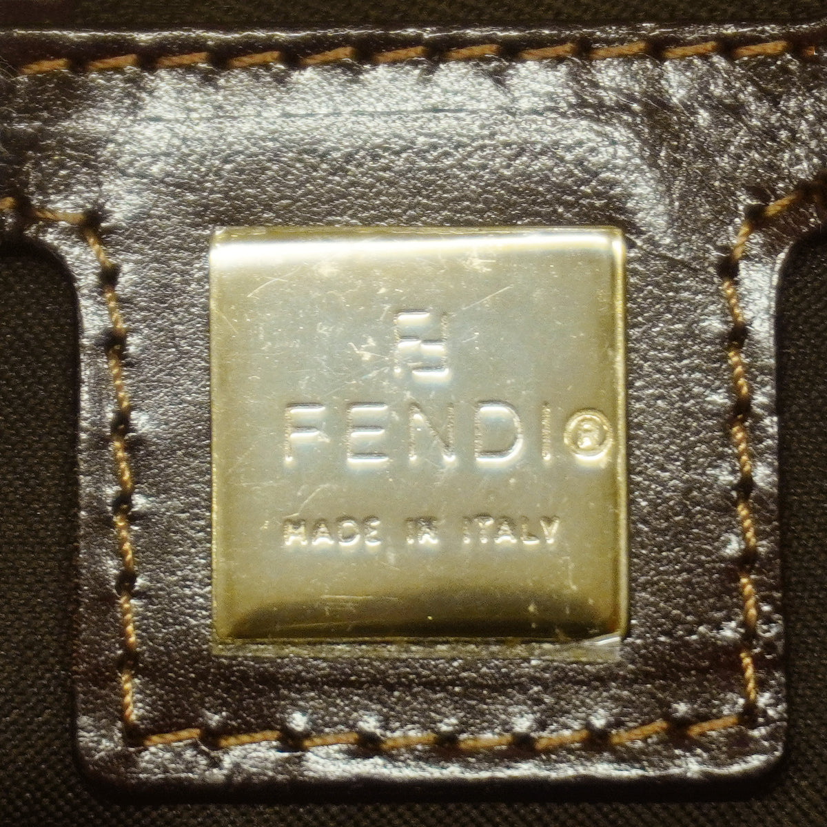 【6hb0894】フェンディ ハンドバッグ ズッカ マンマバケット コーデュロイ オーカー シルバー金具【中古】レディース