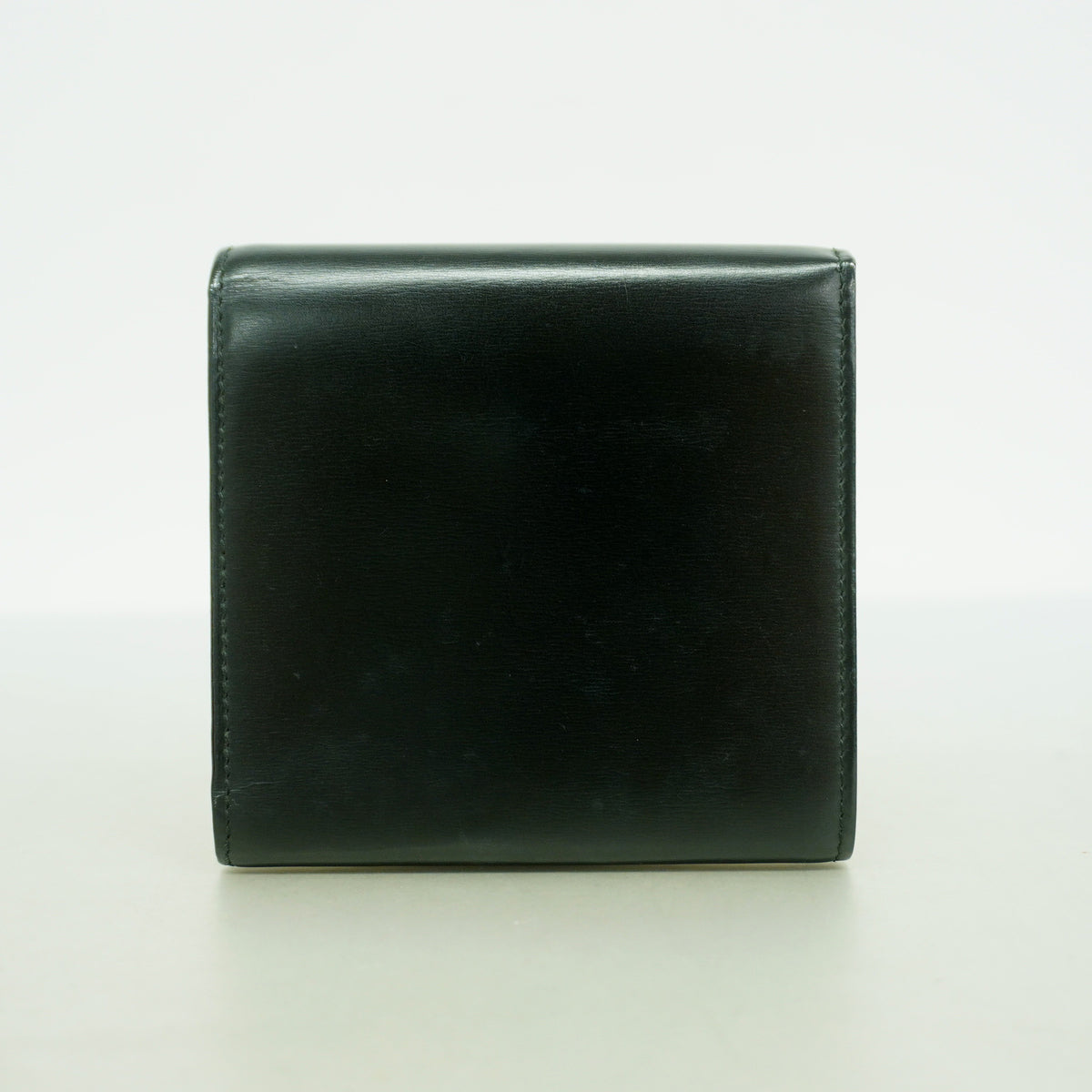 【6hb0901】カルティエ 三つ折り財布 パンテール レザー ブラック ゴールド金具【中古】レディース