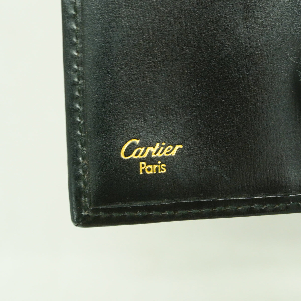 【6hb0901】カルティエ 三つ折り財布 パンテール レザー ブラック ゴールド金具【中古】レディース