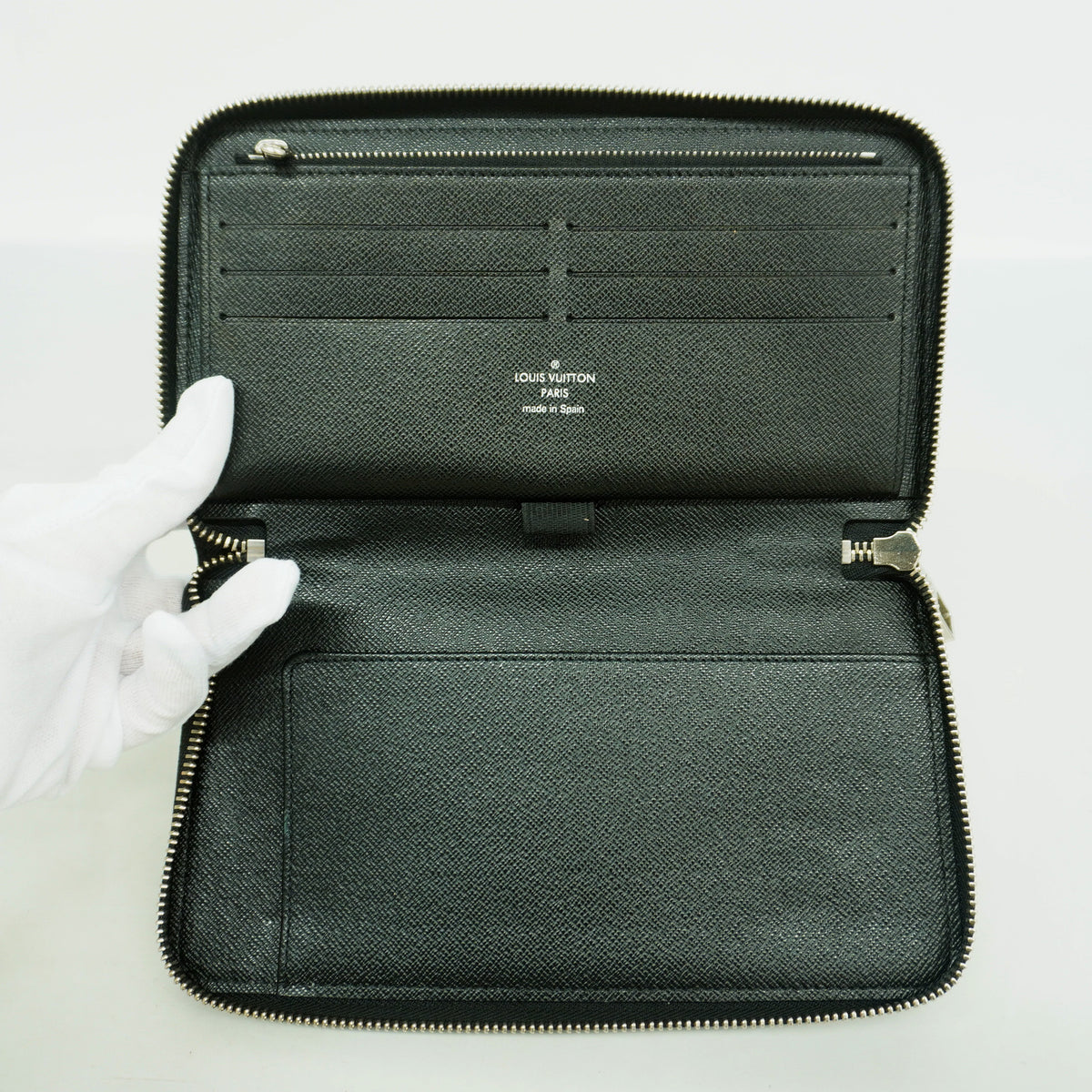 【6hb1128-k】ルイヴィトン 長財布 カモフラージュ ジッピーオーガナイザー M61676 ブルー【中古】メンズ