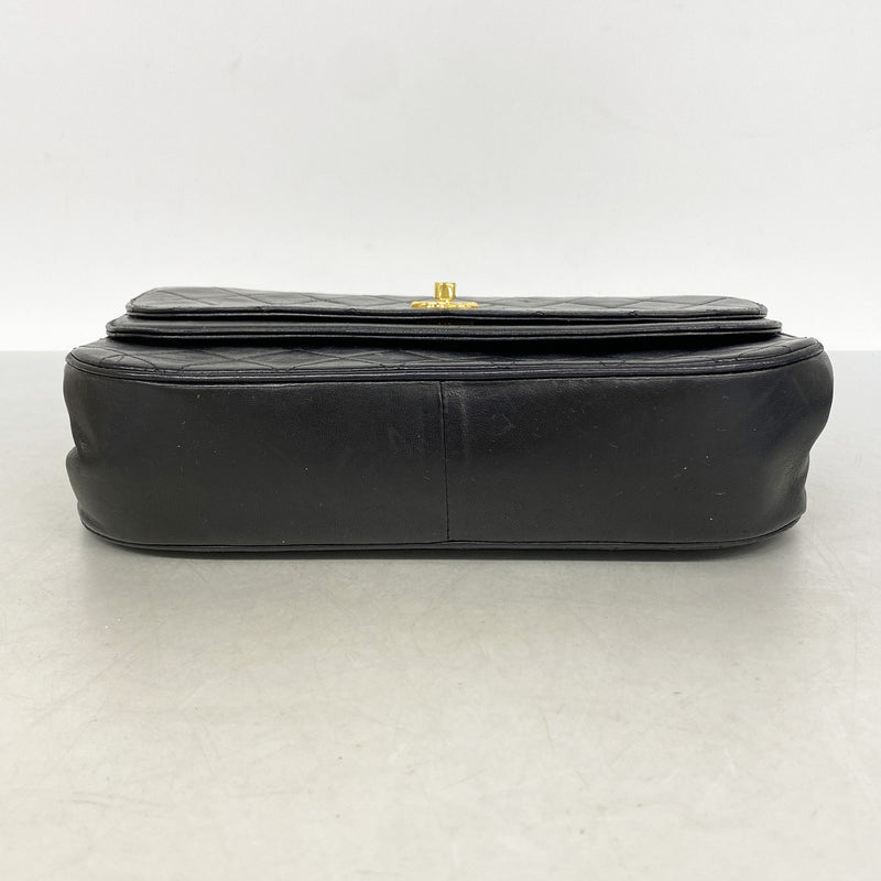 【6hb1178-k】シャネル ショルダーバッグ マトラッセ チェーンショルダー ラムスキン ブラック ゴールド金具【中古】レディース