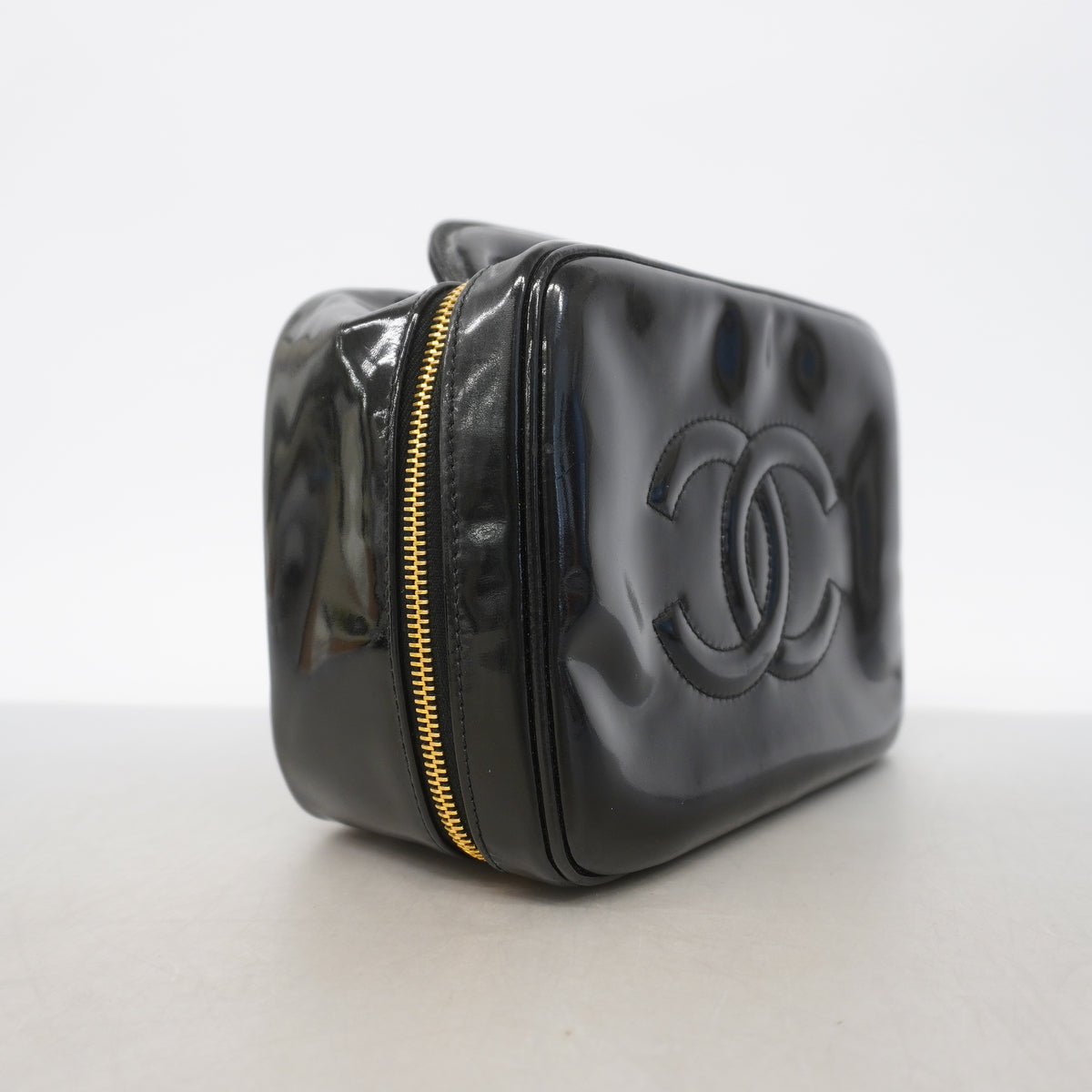 【6hb1186-k】シャネル バニティバッグ パテントレザー ブラック ゴールド金具 2wayバッグ【中古】レディース