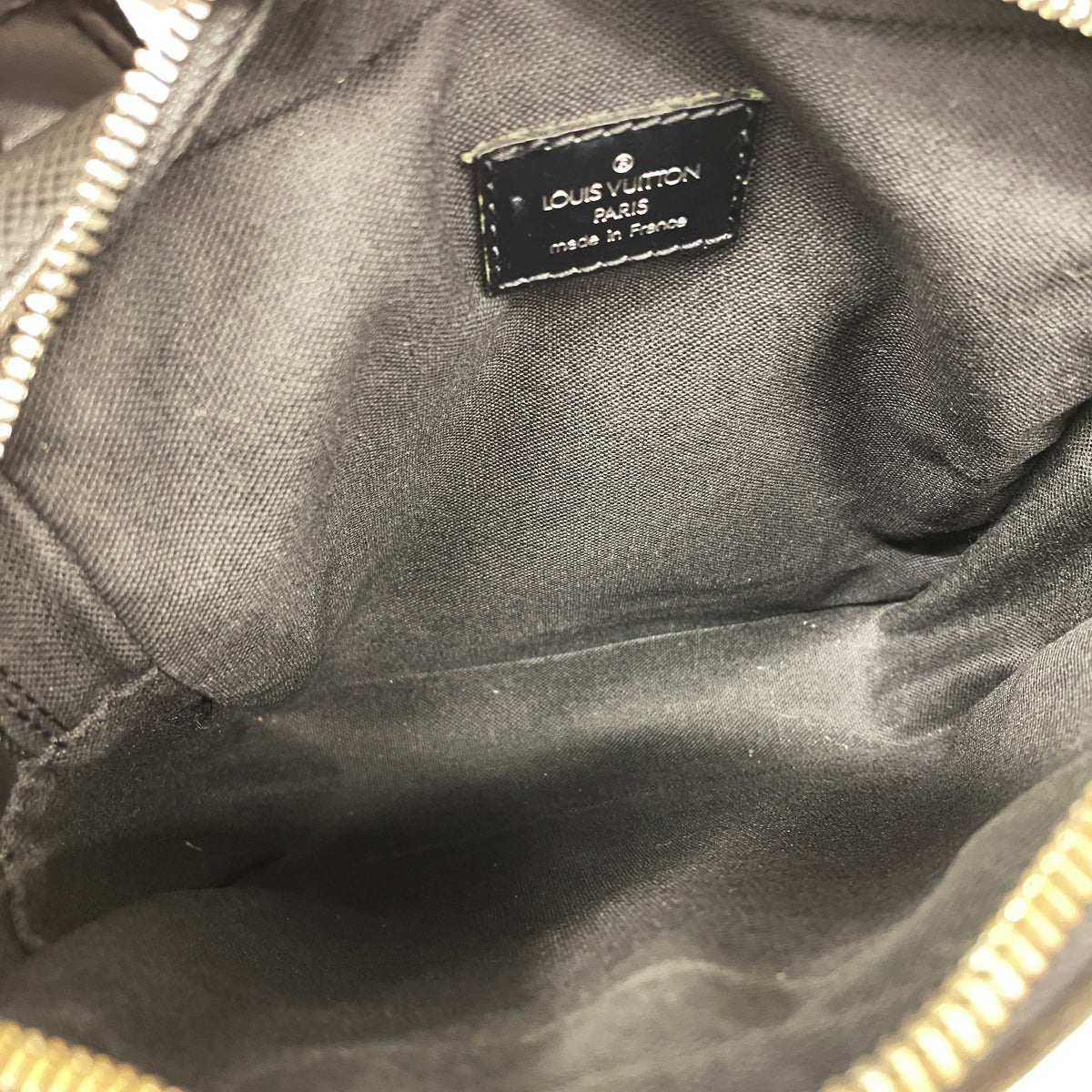 【6hb1195-k】ルイヴィトン ショルダーバッグ タイガ サヤン M30902 アルドワーズ【中古】メンズ