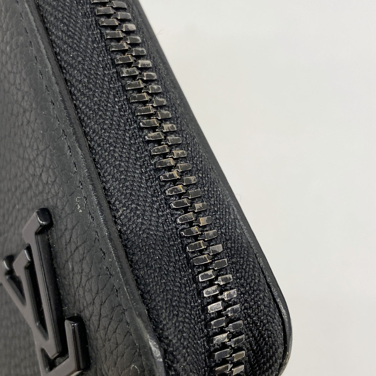 【6hb1198-k】ルイヴィトン 長財布 アロエグラム ジッピーウォレットヴェルティカ M81743 ノワール【中古】レディース