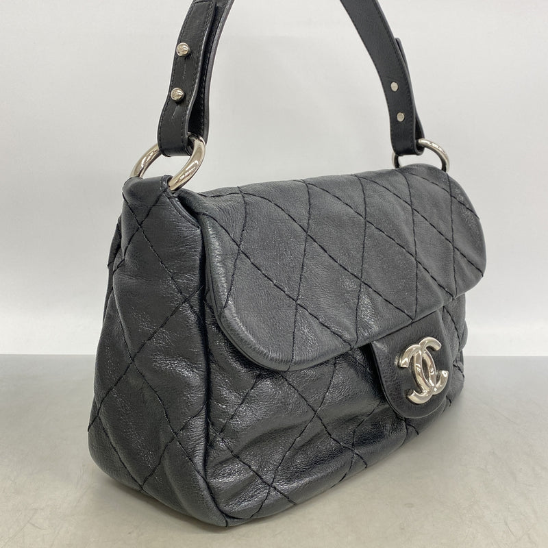 【6hb1210-k】シャネル ショルダーバッグ オンザロード レザー ブラック シルバー金具【中古】レディース