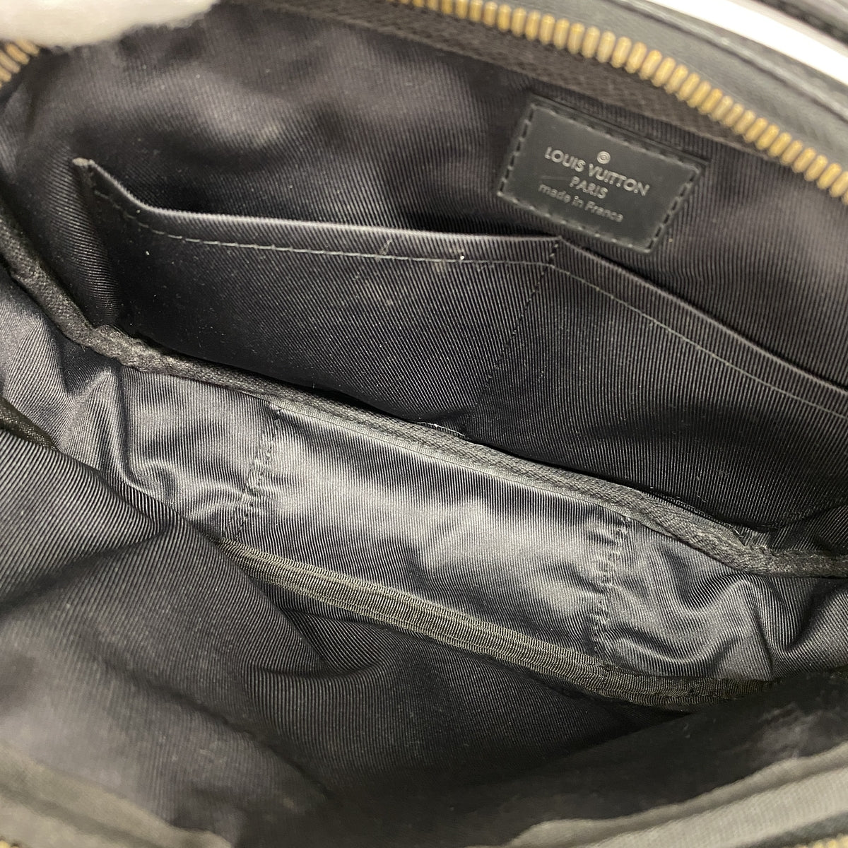 【6hb1221-k】ルイヴィトン ボディバッグ モノグラム・エクリプス バムバッグ M42906 ブラック【中古】メンズ