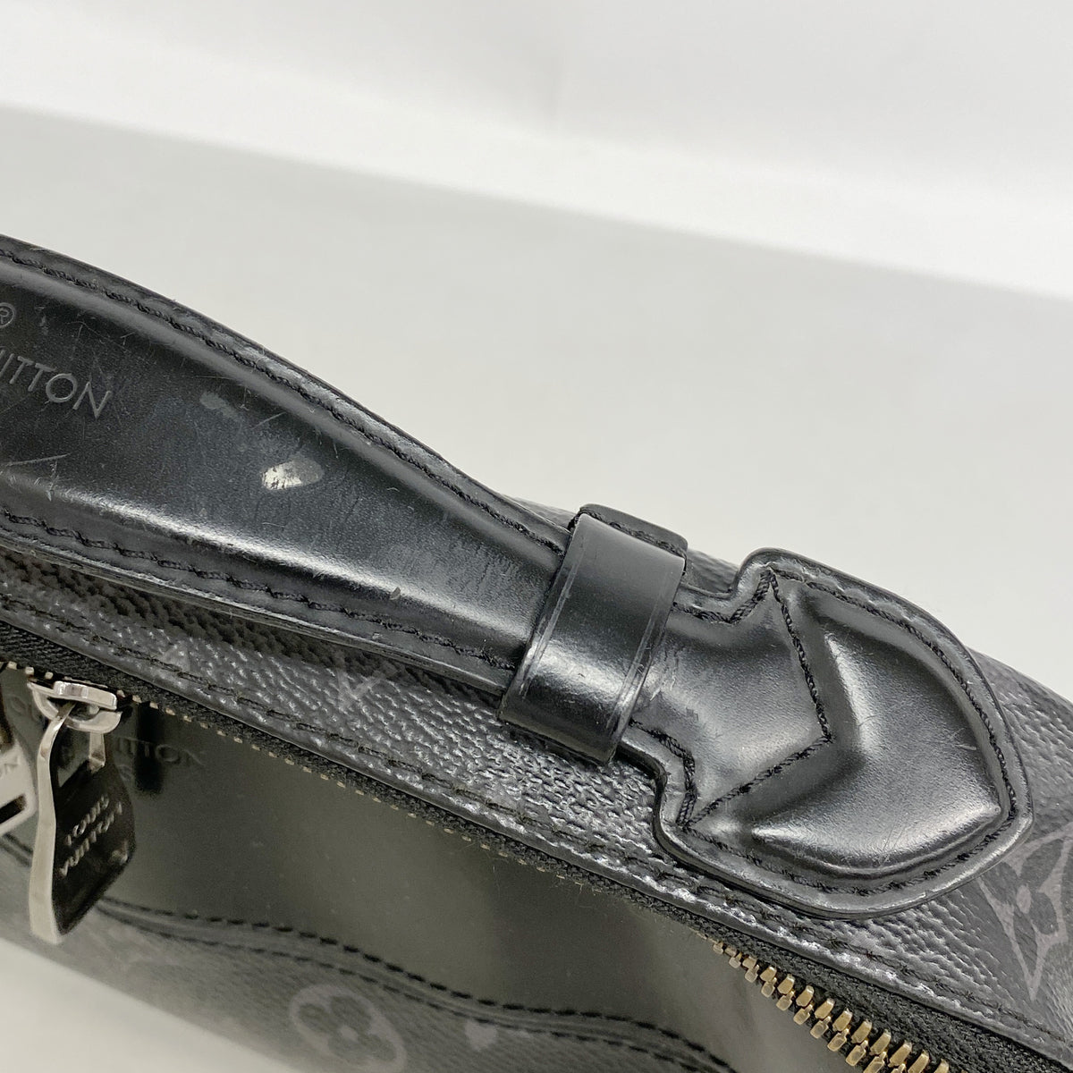 【6hb1221-k】ルイヴィトン ボディバッグ モノグラム・エクリプス バムバッグ M42906 ブラック【中古】メンズ