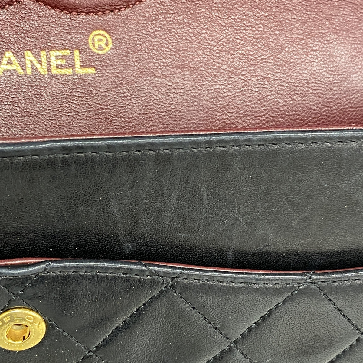 【6hb1248】シャネル ショルダーバッグ マトラッセ Wフラップ Wチェーン ラムスキン ブラック ゴールド金具【中古】レディース