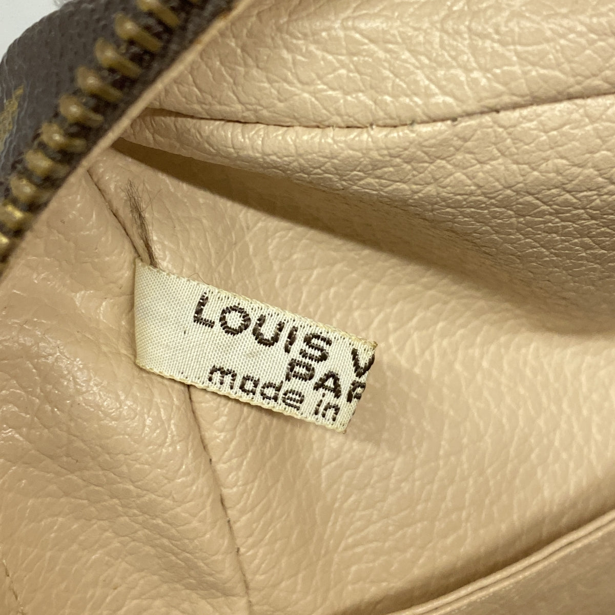 【6hb1252】ルイヴィトン ポーチ モノグラム トゥルーストワレット28 M47522 ブラウン【中古】レディース