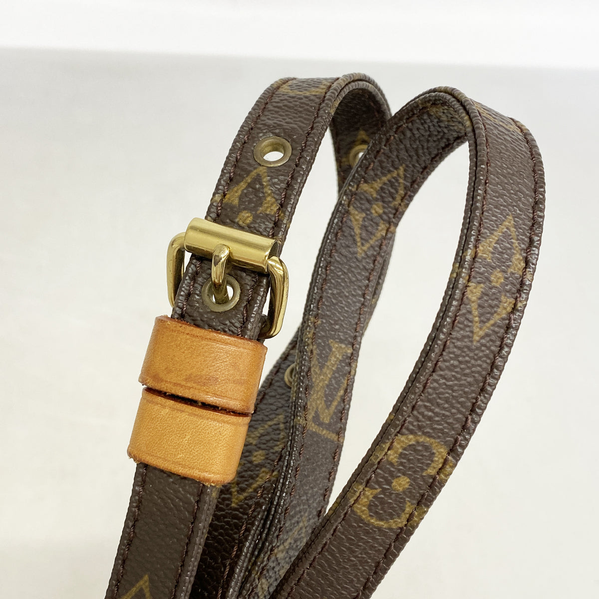 【6hb1270】ルイヴィトン ショルダーバッグ モノグラム ダヌーブ M45266 ブラウン【中古】レディース