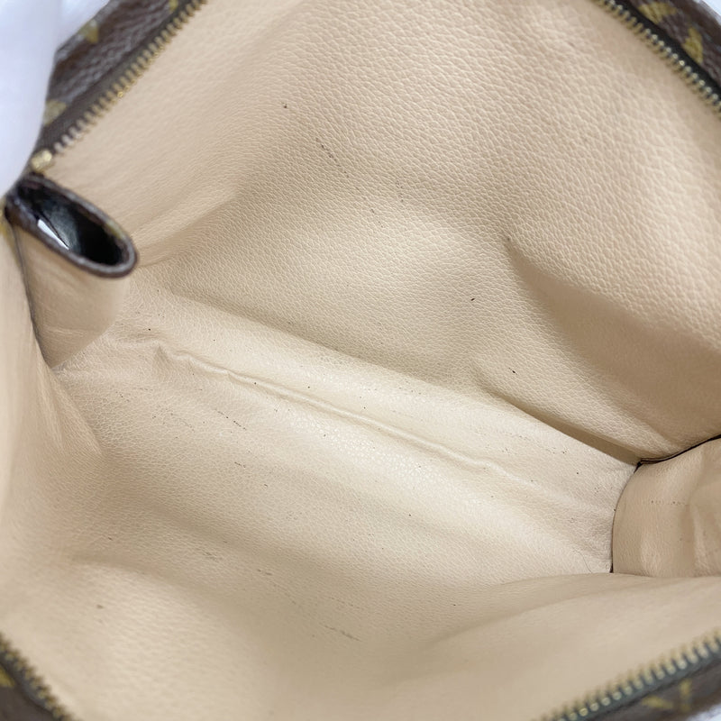 【6hb1315】ルイヴィトン ポーチ モノグラム ポッシュトワレット26 M47542 ブラウン【中古】レディース