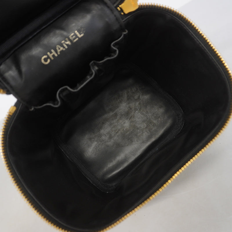 【6hb1337-k】シャネル バニティバッグ キャビアスキン ブラック ゴールド金具【中古】レディース