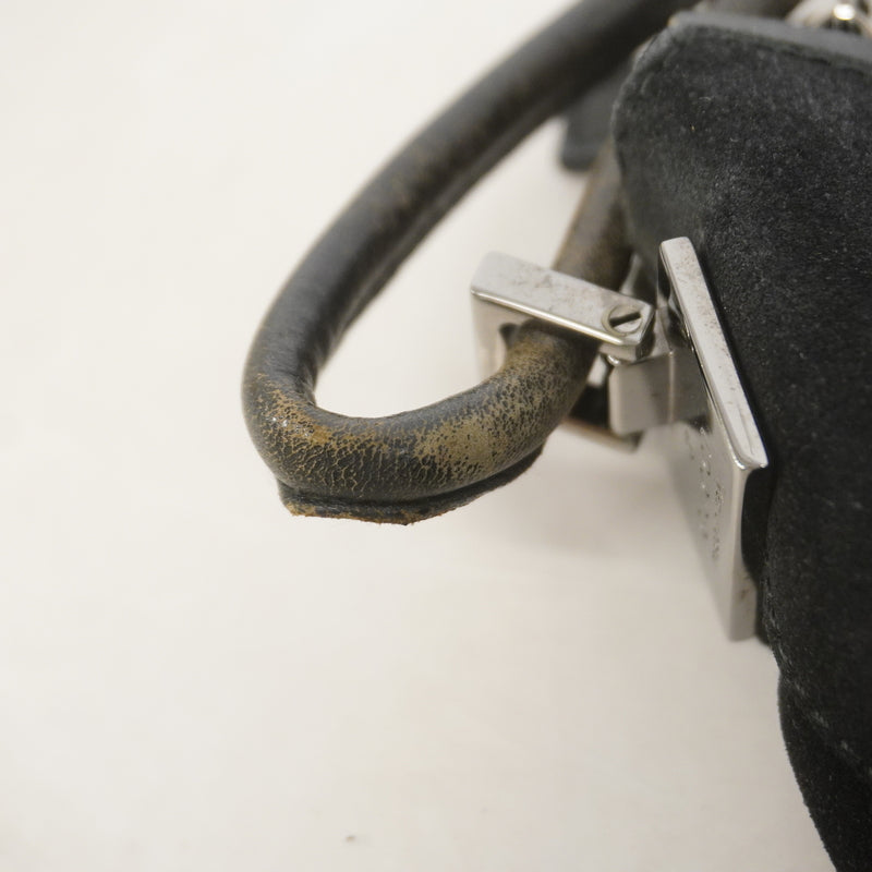 【6hb1340-k】グッチ ショルダーバッグ 001 3770 スウェード ブラック シルバー金具【中古】レディース