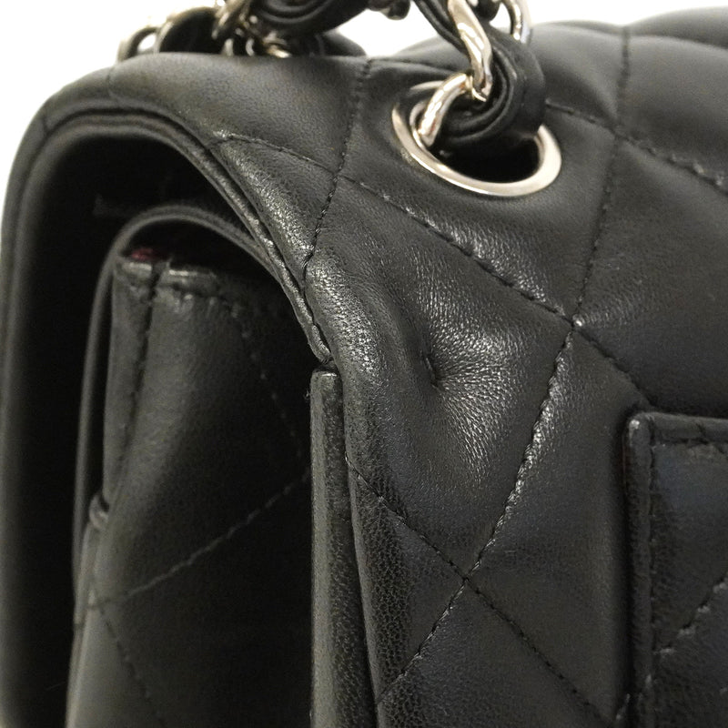 【6hb1355】シャネル ショルダーバッグ デカマトラッセ Wフラップ Wチェーン ラムスキン ブラック シルバー金具【中古】レディース