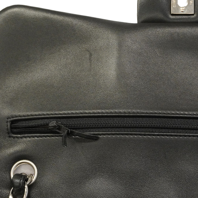 【6hb1355】シャネル ショルダーバッグ デカマトラッセ Wフラップ Wチェーン ラムスキン ブラック シルバー金具【中古】レディース