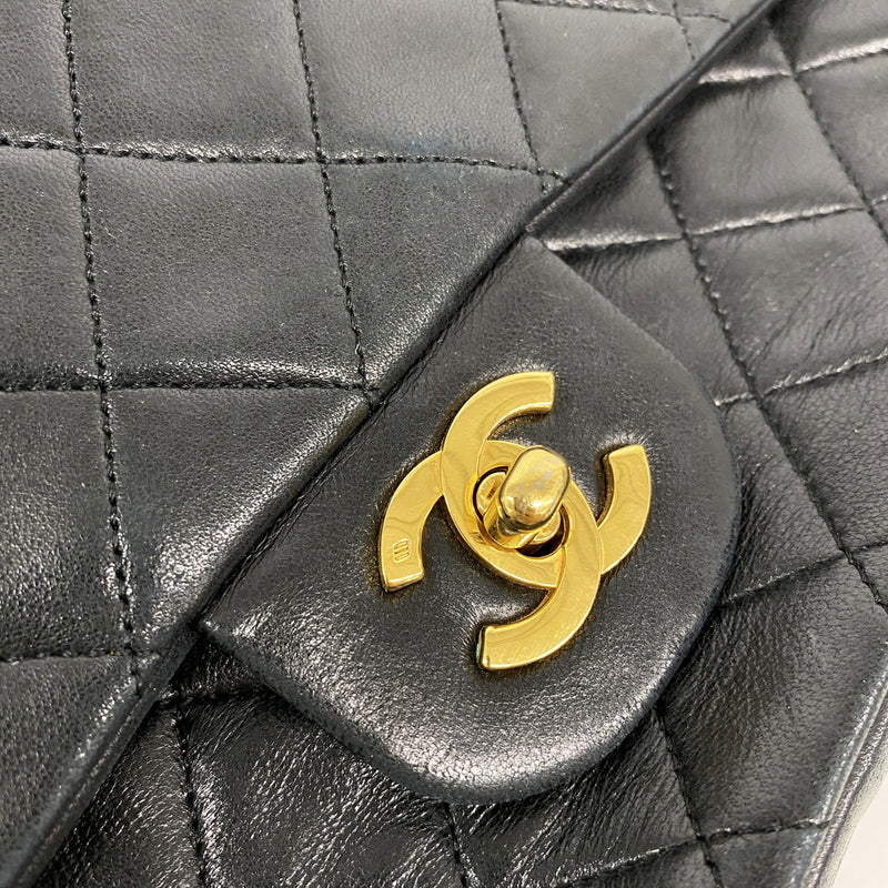 【6hb1390】シャネル ショルダーバッグ マトラッセ Wフラップ Wチェーン ラムスキン ブラック ゴールド金具【中古】レディース