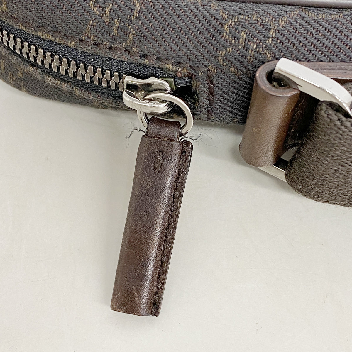 【6hb1393-k】グッチ ショルダーバッグ 101680 デニム ブラウン シルバー金具【中古】レディース