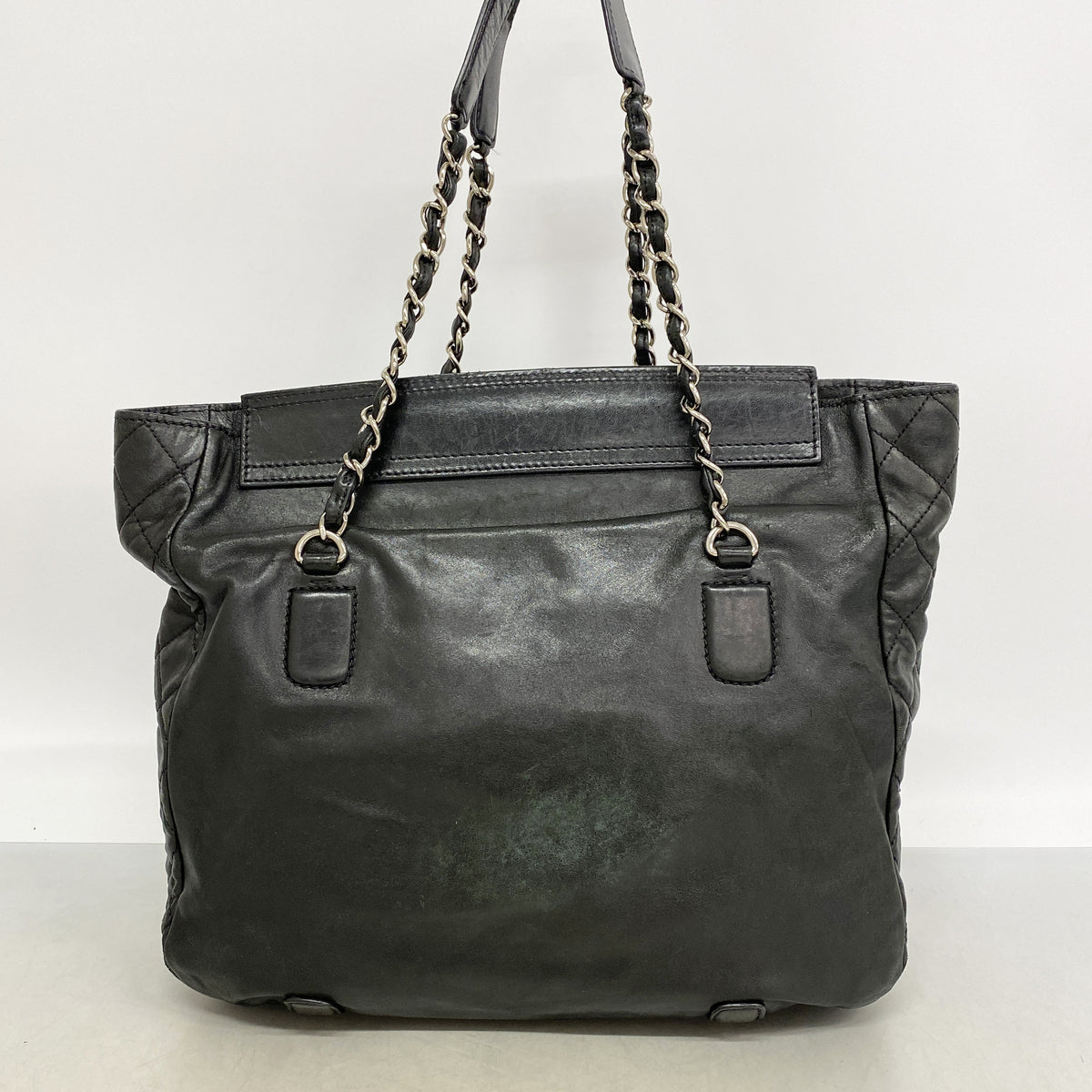 【6hb1407-k】シャネル チェーントート 2.55/マトラッセ ラムスキン ブラック シルバー金具【中古】レディース
