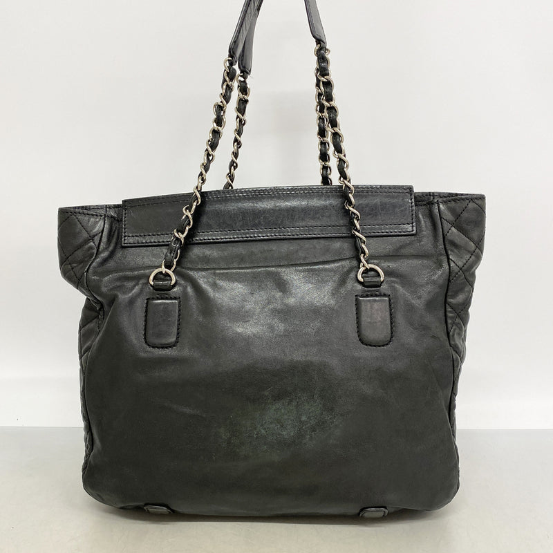 【6hb1407-k】シャネル チェーントート 2.55/マトラッセ ラムスキン ブラック シルバー金具【中古】レディース