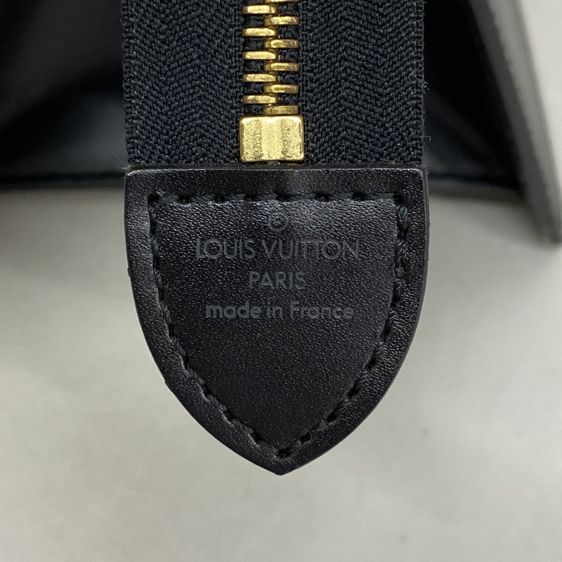 【6hb1434-k】ルイヴィトン ハンドバッグ エピ サックトリアングル M52092 ノワール【中古】レディース