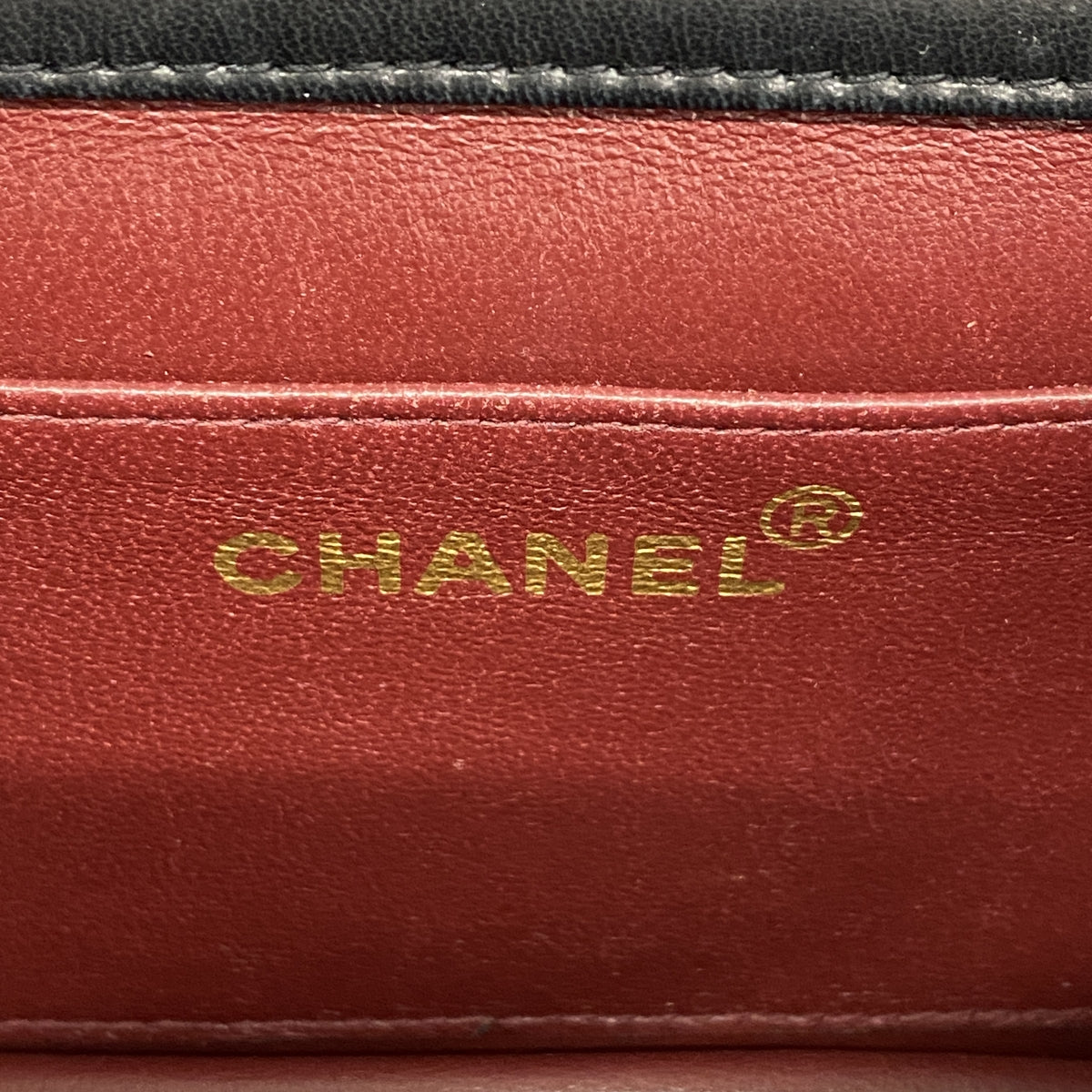 【6hb1448-k】シャネル ショルダーバッグ ミニマトラッセ チェーンショルダー ラムスキン ブラック ゴールド金具【中古】レディース