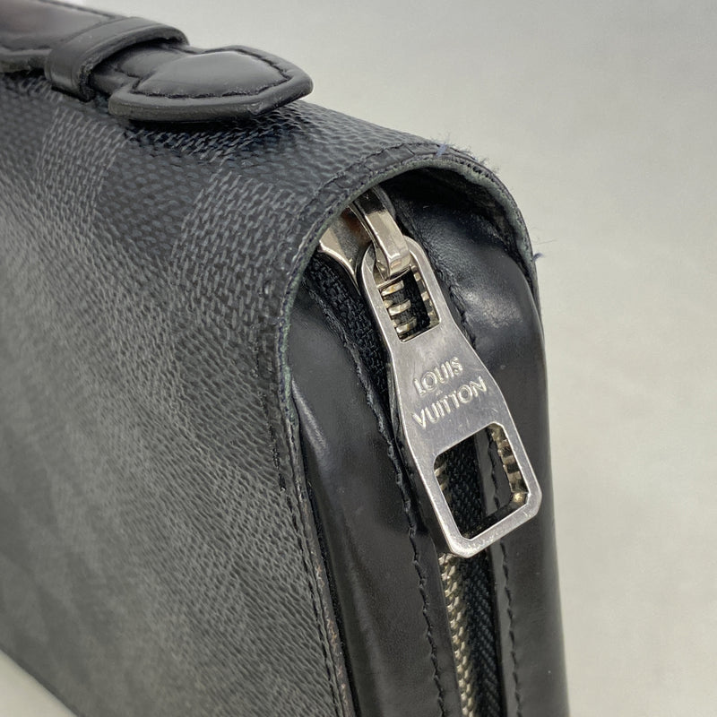 【6hb1454-k】ルイヴィトン 長財布 ダミエ・グラフィット ジッピーXL N41503 ブラック【中古】メンズ