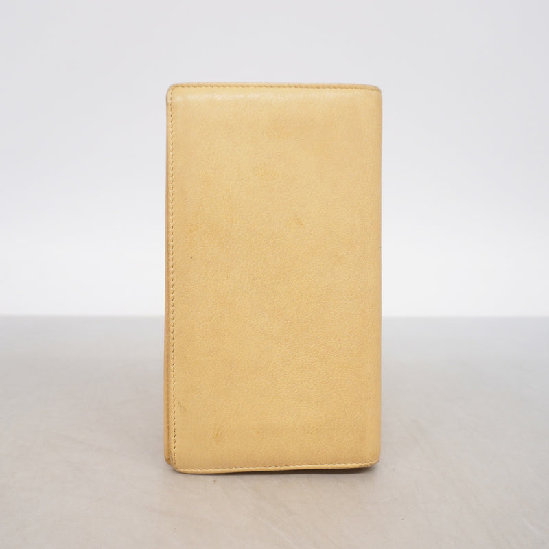 【6hb1459-k】シャネル 長財布 カメリア レザー ベージュ シルバー金具【中古】レディース