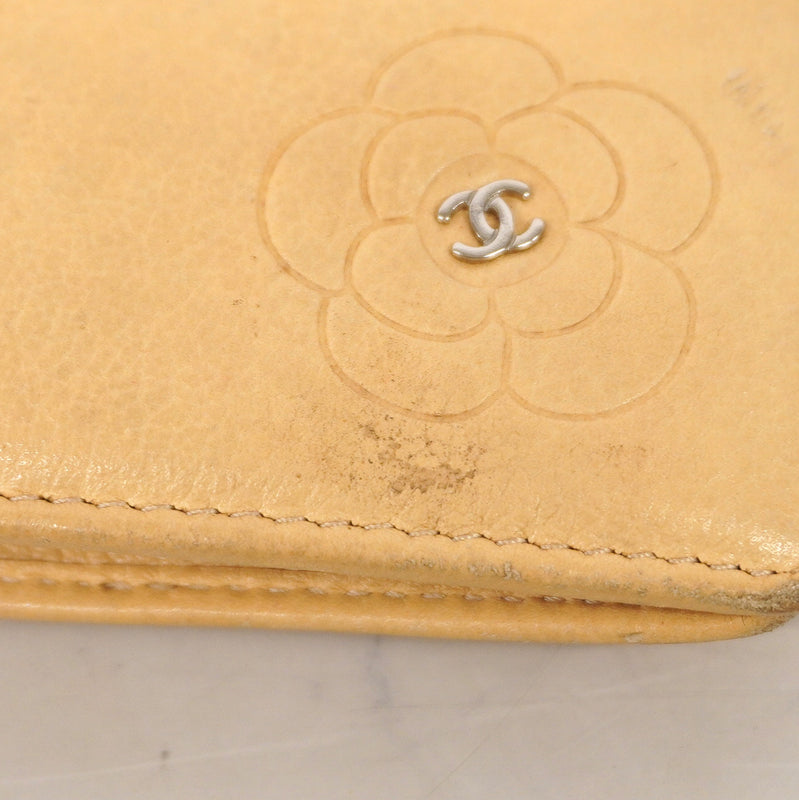 【6hb1459-k】シャネル 長財布 カメリア レザー ベージュ シルバー金具【中古】レディース