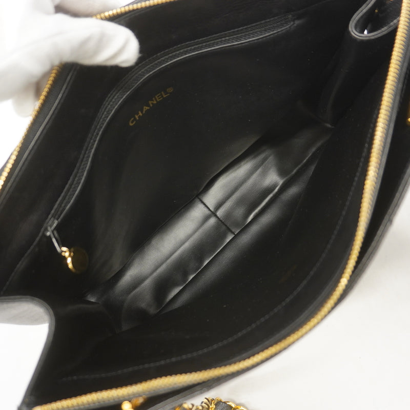 【6hc1494-k】シャネル チェーントート マトラッセ ラムスキン ブラック ゴールド金具【中古】レディース