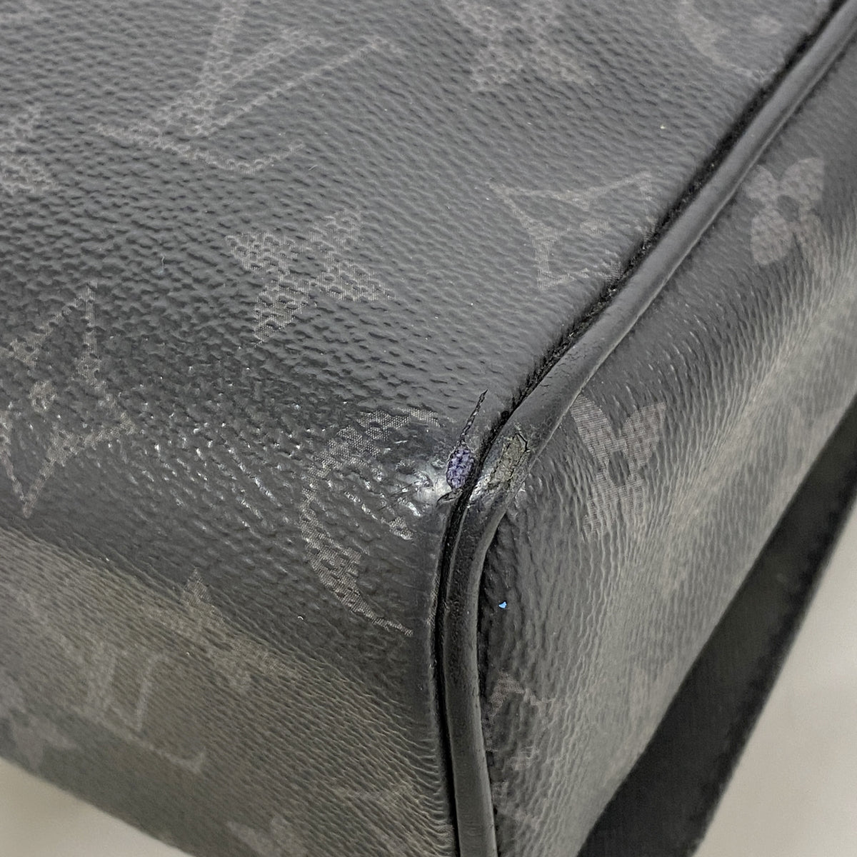 【6hc1507-k】ルイヴィトン ショルダーバッグ モノグラム・エクリプス ディストリクトPM M44000 ブラック【中古】メンズ