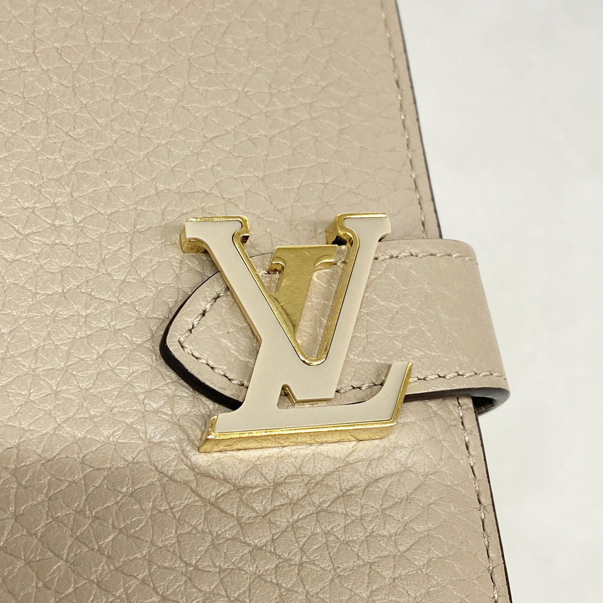 【6hc1511-k】ルイヴィトン 財布 LVヴェルティカルウォレットコンパクト M82198 ガレ【中古】レディース