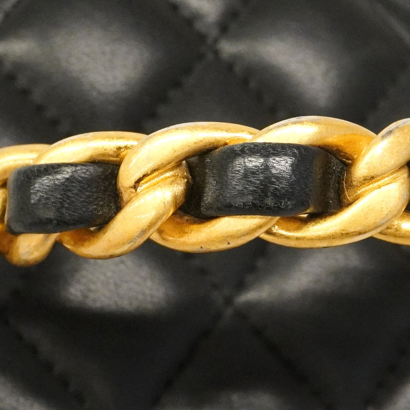 【6hc1518】シャネル バニティバッグ マトラッセ チェーンショルダー ラムスキン ブラック ゴールド金具 2wayバッグ【中古】レディース