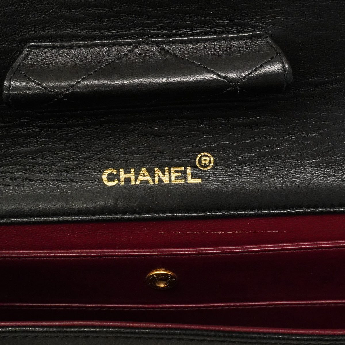 【6hc1520】シャネル ショルダーバッグ マトラッセ Wチェーン ラムスキン ブラック ゴールド金具【中古】レディース